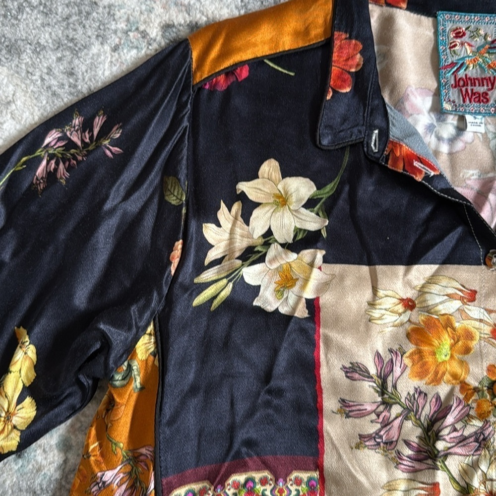 Johnny Was Floral Button Down Shirt - Picture 7 of 13